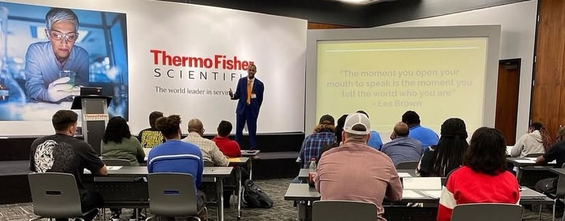 Joshua Burney leading a corporate speaking workshop at Thermo Fisher Scientific